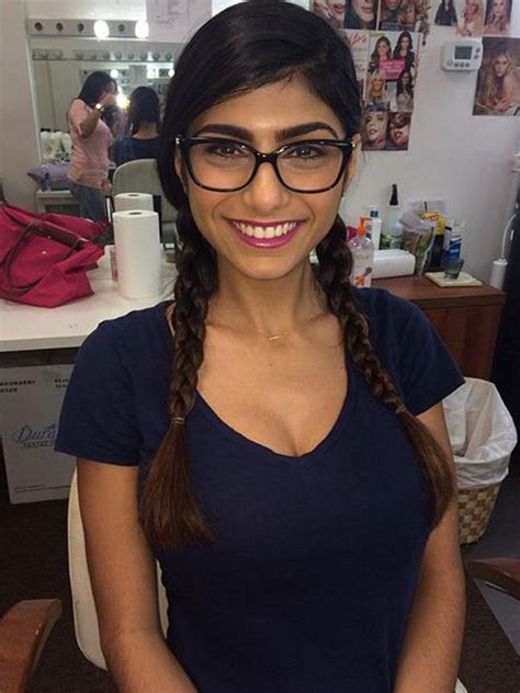 mia khalifa hub|Mia Khalifa Porn Videos 